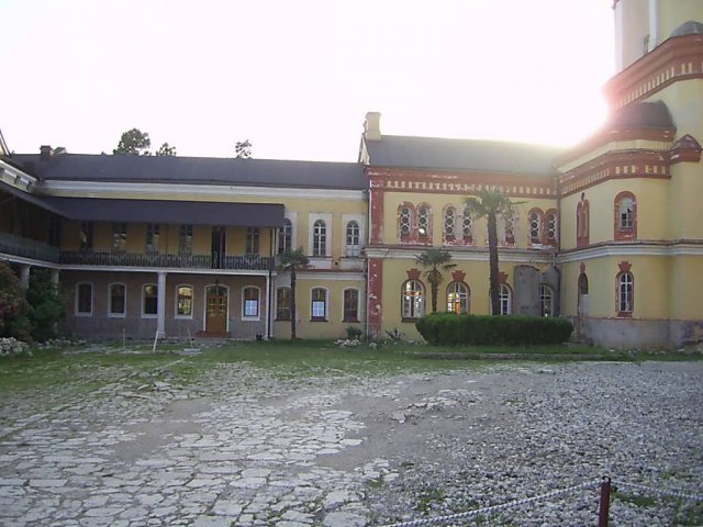 new-athos31